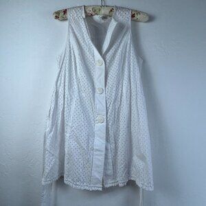 Tom K Nguyen Eyelet Button Front Vest Size 8 White Pleated Back Ruffle Trim